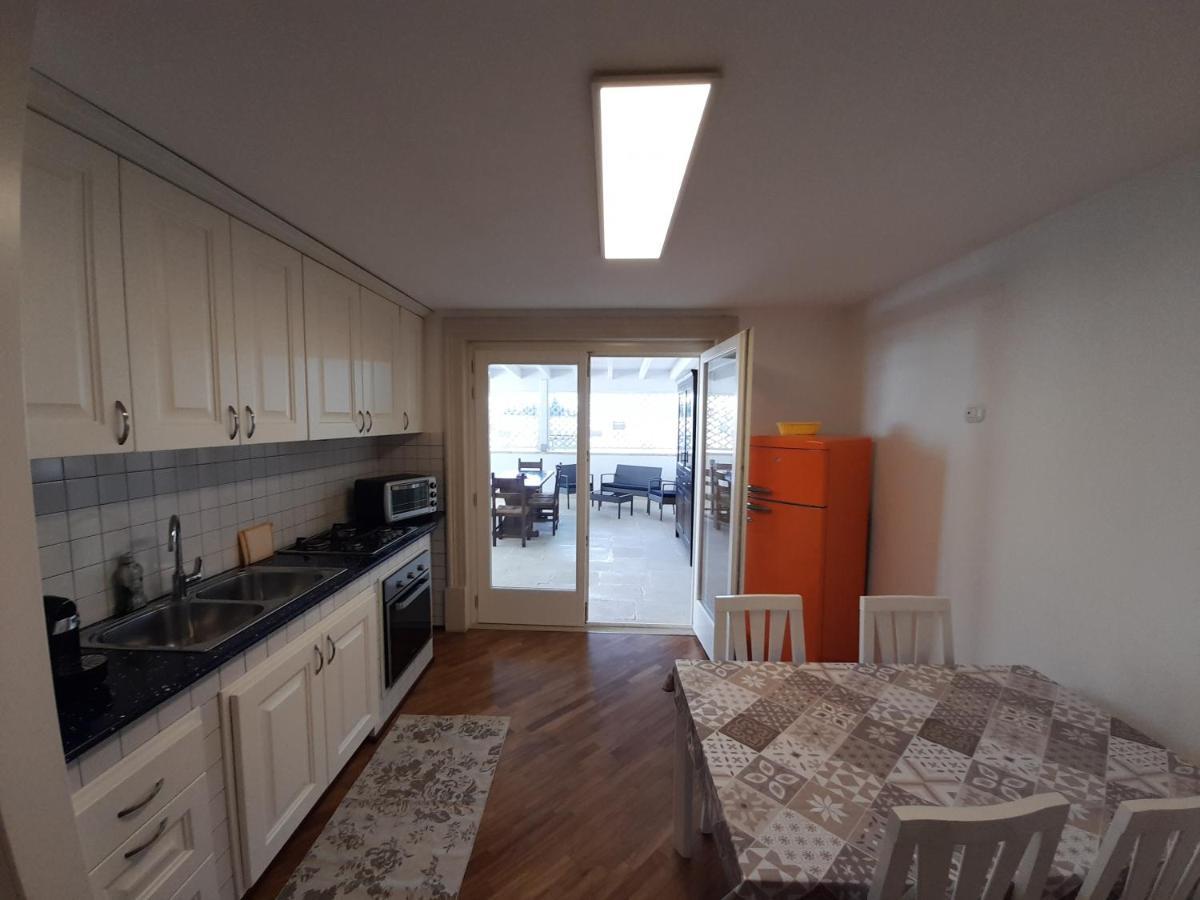 Apartamento Dimora Emilia Lecce Exterior foto