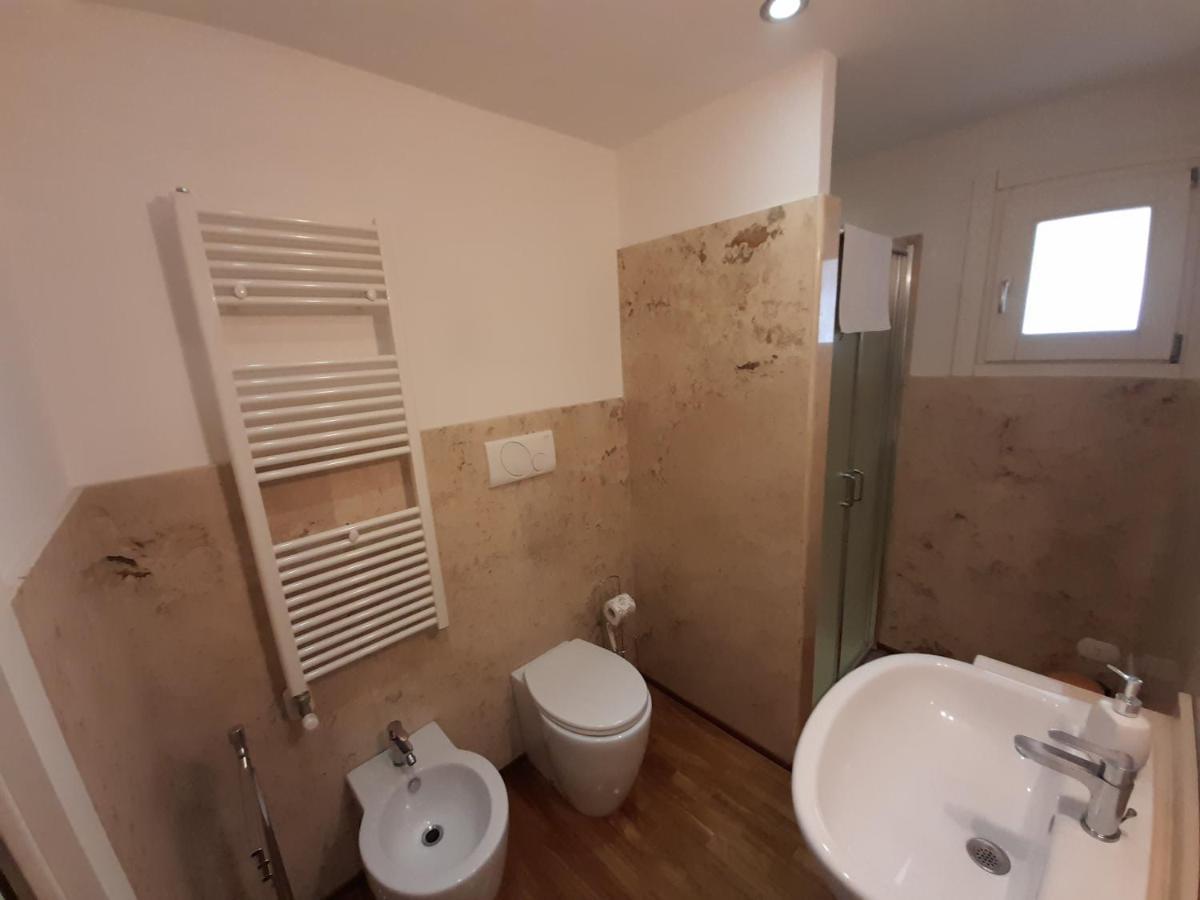 Apartamento Dimora Emilia Lecce Exterior foto