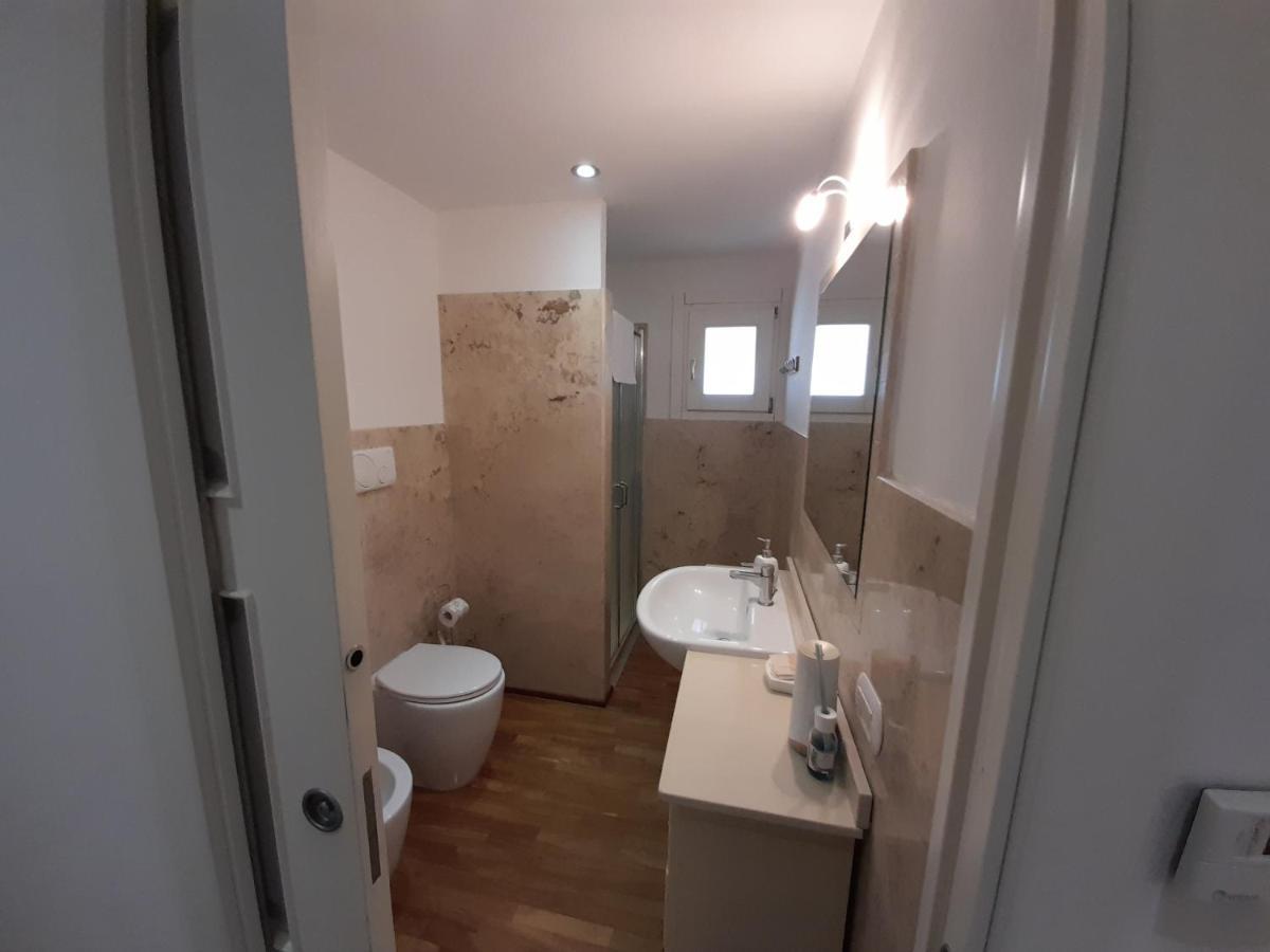 Apartamento Dimora Emilia Lecce Exterior foto